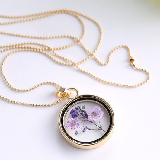 Purple dried flower necklace